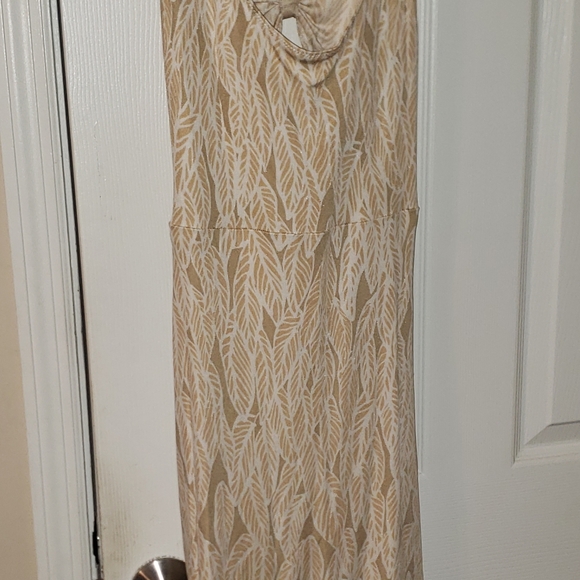 Size small dress - Picture 1 of 4